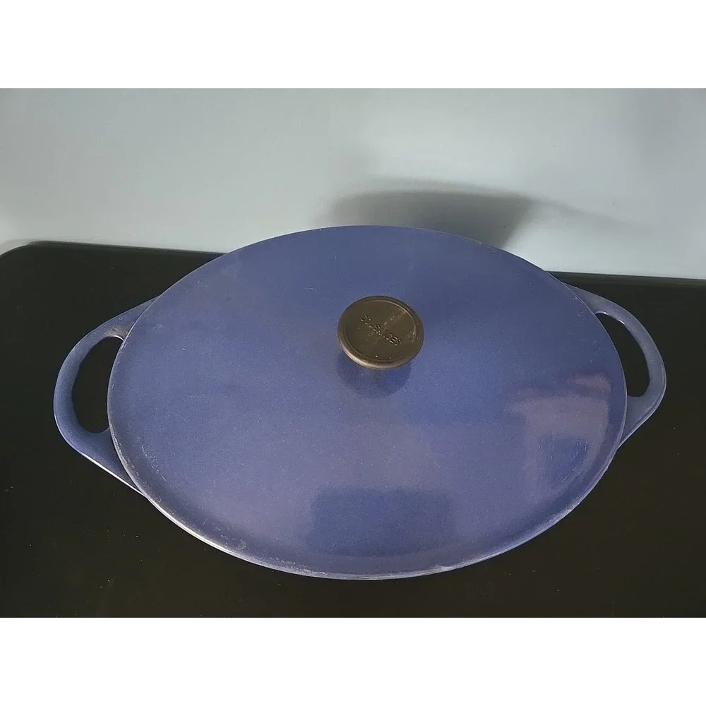 Vtg Cousance / Le Creuset France Blue Enameled Cast Iron Dutch Oven‎ #28 W/Lid